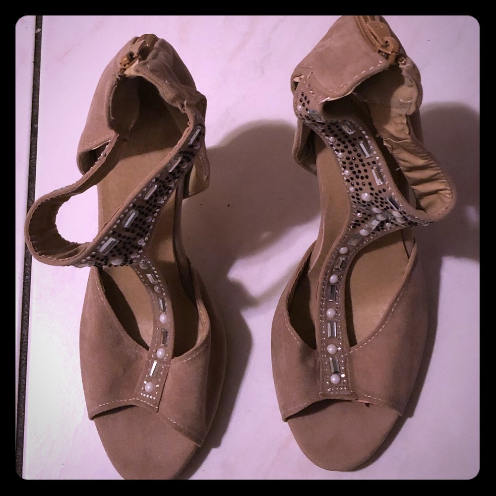 Ladies T-Strap boho chic heels size 41 BNWOT